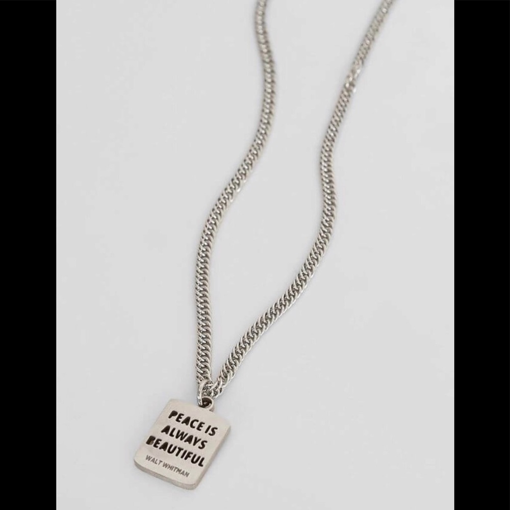 JAECI ☮️✌🏻PEACE ☮️ ✌🏻Necklace NWT 😉